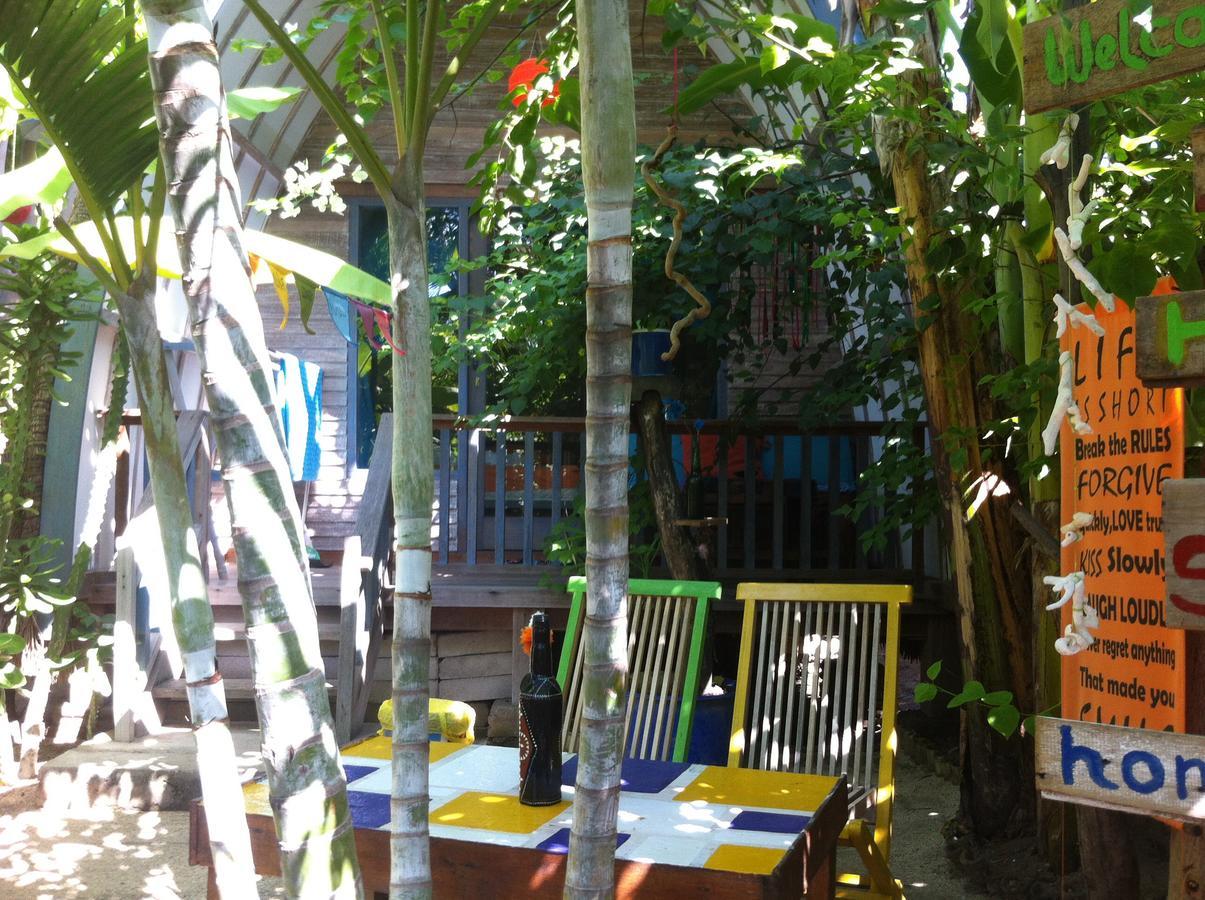 Ocean Soul Hotel Gili Trawangan Esterno foto